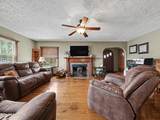 860 Gilbert St - Photo 6