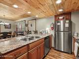 318 Greenwood Way - Photo 17