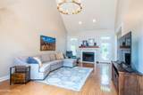 1805 Shady Hollow Lane - Photo 4
