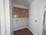 423 Roslyn Ave - Photo 9