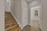 230 Leslie St - Photo 19