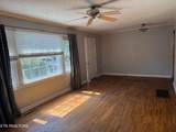 220 Kenneth St - Photo 2