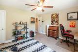 8221 Broken Rock Lane - Photo 23