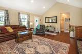 8221 Broken Rock Lane - Photo 6