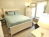 867 Grass Way - Photo 20