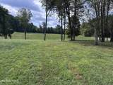 402 Stout Town Rd - Photo 16