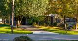 132 Lakeshire Drive - Photo 3