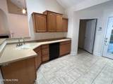 812 Fountain View Way - Photo 11