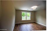 747 Maple Grove St - Photo 10