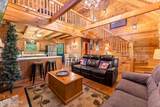 560 Thissa Way - Photo 8