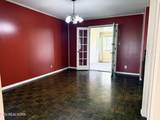 920 Mallory Rd - Photo 3