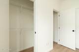 105 Oldham Ave - Photo 18