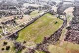 2079 Lakeview Rd - Photo 3