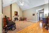 5940 Round Hill Lane - Photo 14
