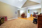 5940 Round Hill Lane - Photo 16