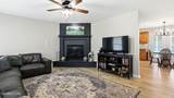 1435 Club Drive - Photo 3