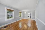 2111 Eastview Ave - Photo 4