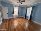 2111 Eastview Ave - Photo 8