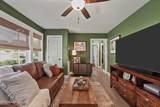 217 Meade St - Photo 3