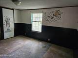 627 Strang St - Photo 15