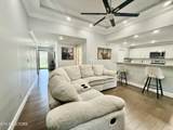 396 Cromwell St - Photo 16