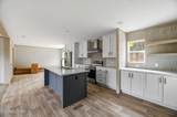 1019 Gateway Ave - Photo 9