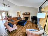 3232 Fairoaks Drive - Photo 3