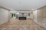 1009 Gateway Ave - Photo 6