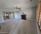 6742 Ridgeview Rd - Photo 38