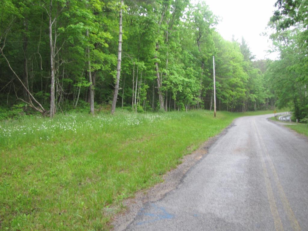 506 Beachwood Drive - Photo 1