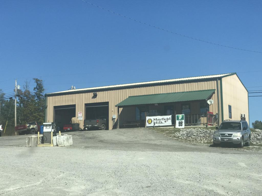 3164 Nashville Hwy - Photo 1