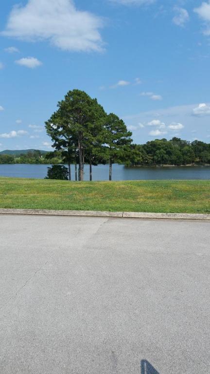 1110 Fisher Rd - Photo 1