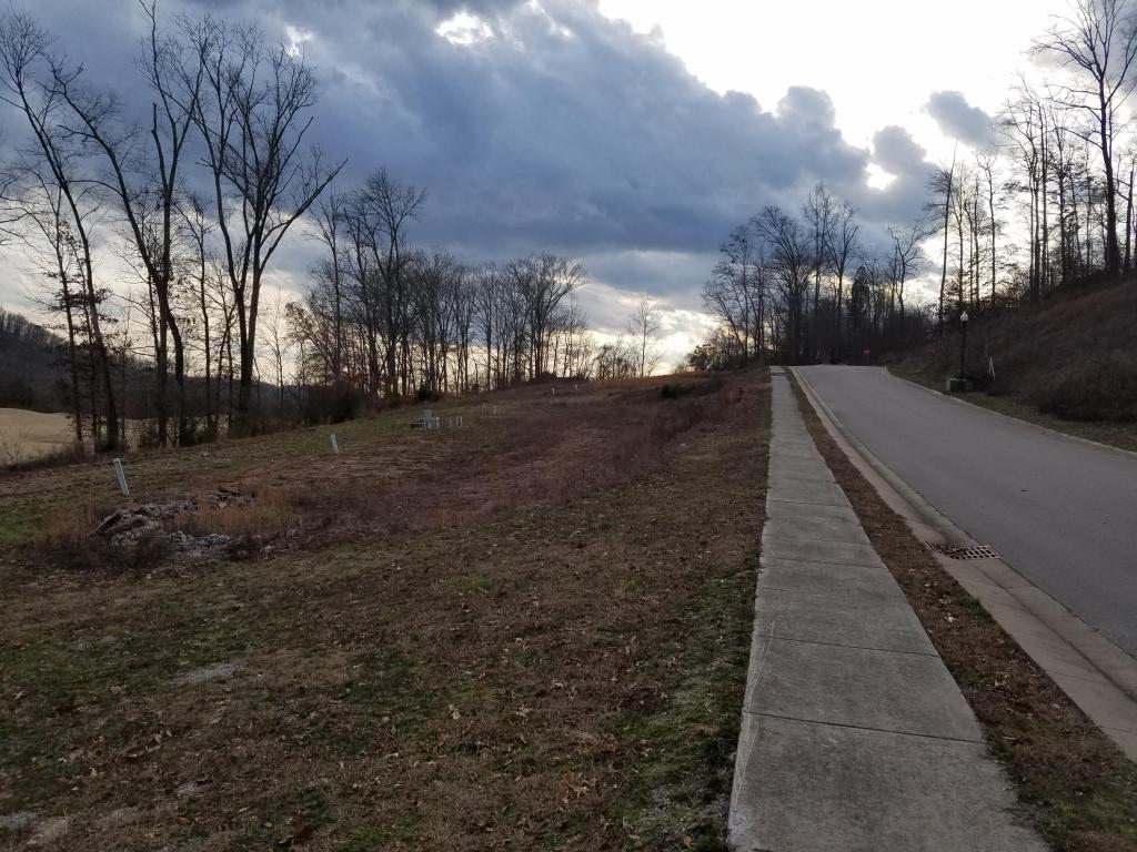 Park Meade - Photo 1