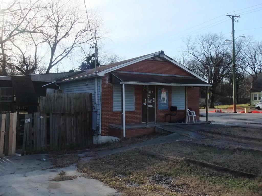 507 Harrison St - Photo 1