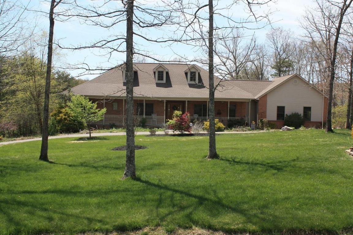 199 Magnolia Lane - Photo 1