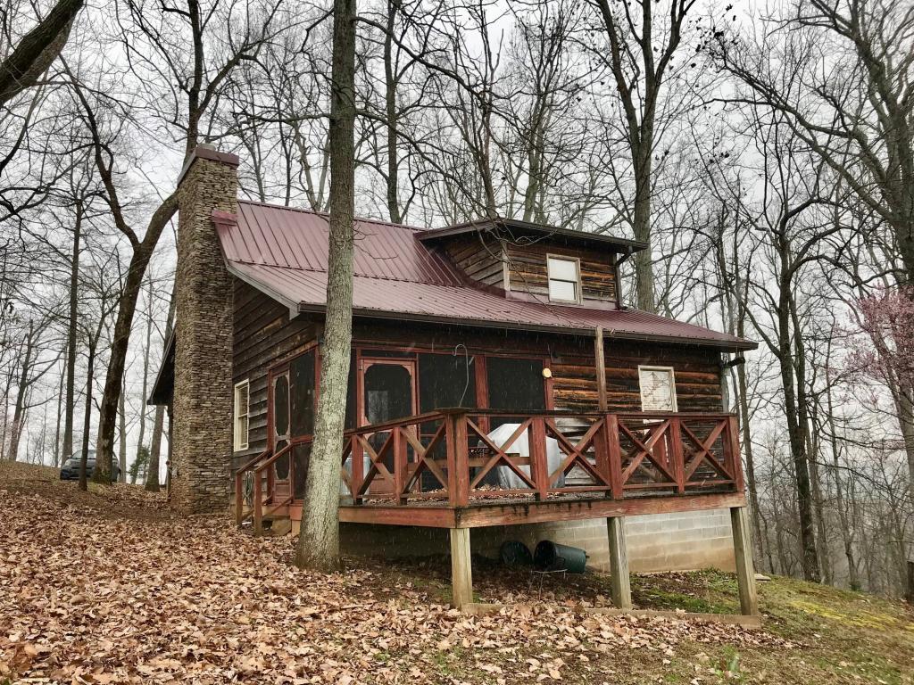 135 Eagle Ridge Drive - Photo 1