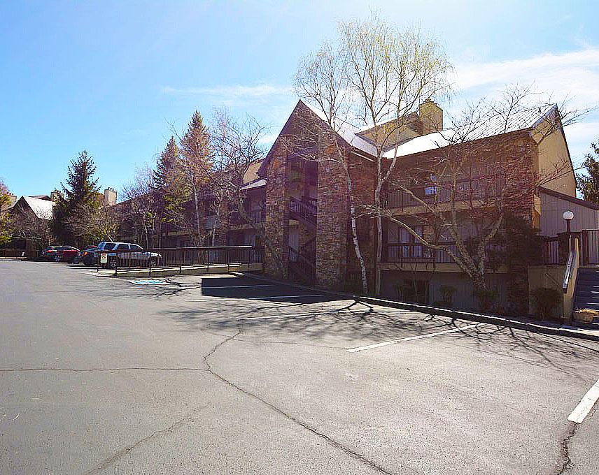 1130 Ski View Drive - Photo 1