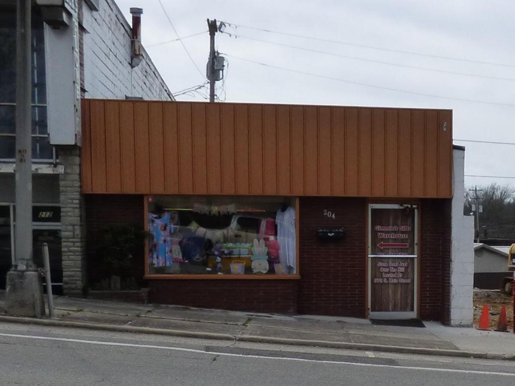 510 Main St - Photo 1