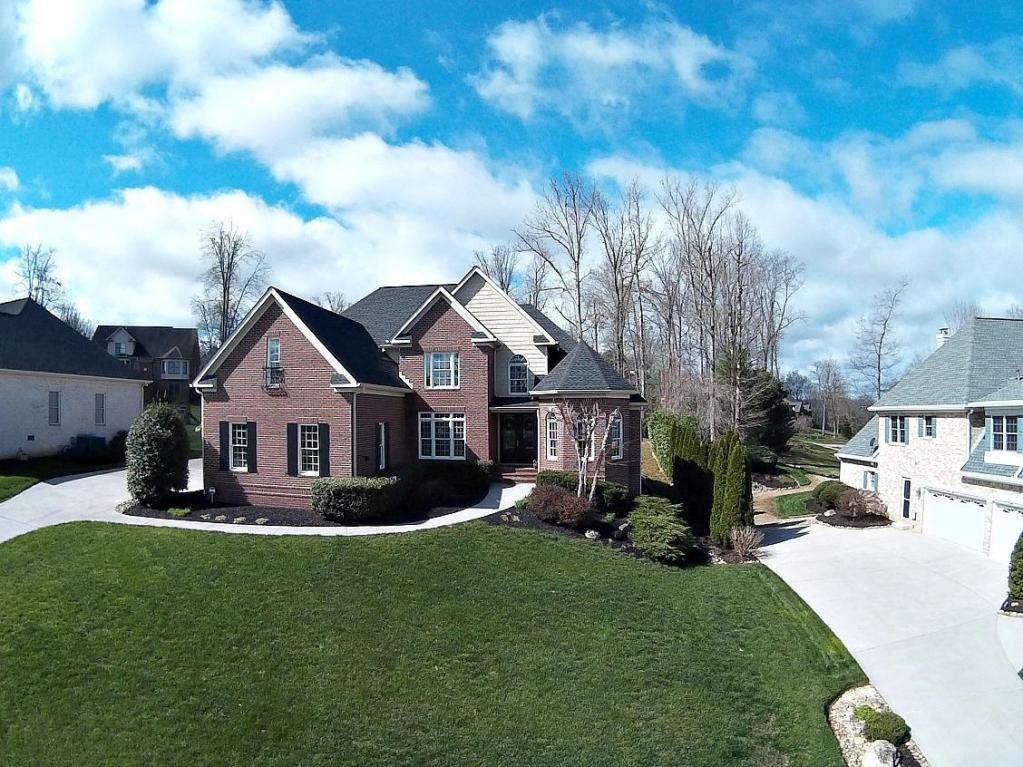 1015 Oak Chase Blvd - Photo 1