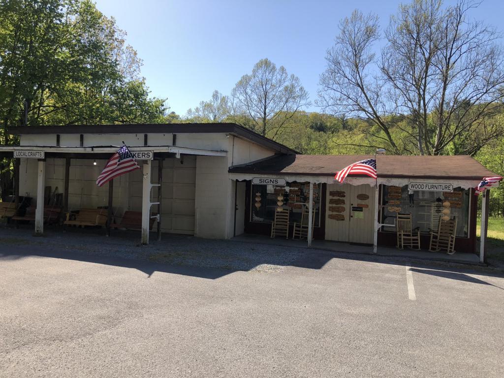 1440&1444 Wears Valley Rd - Photo 1