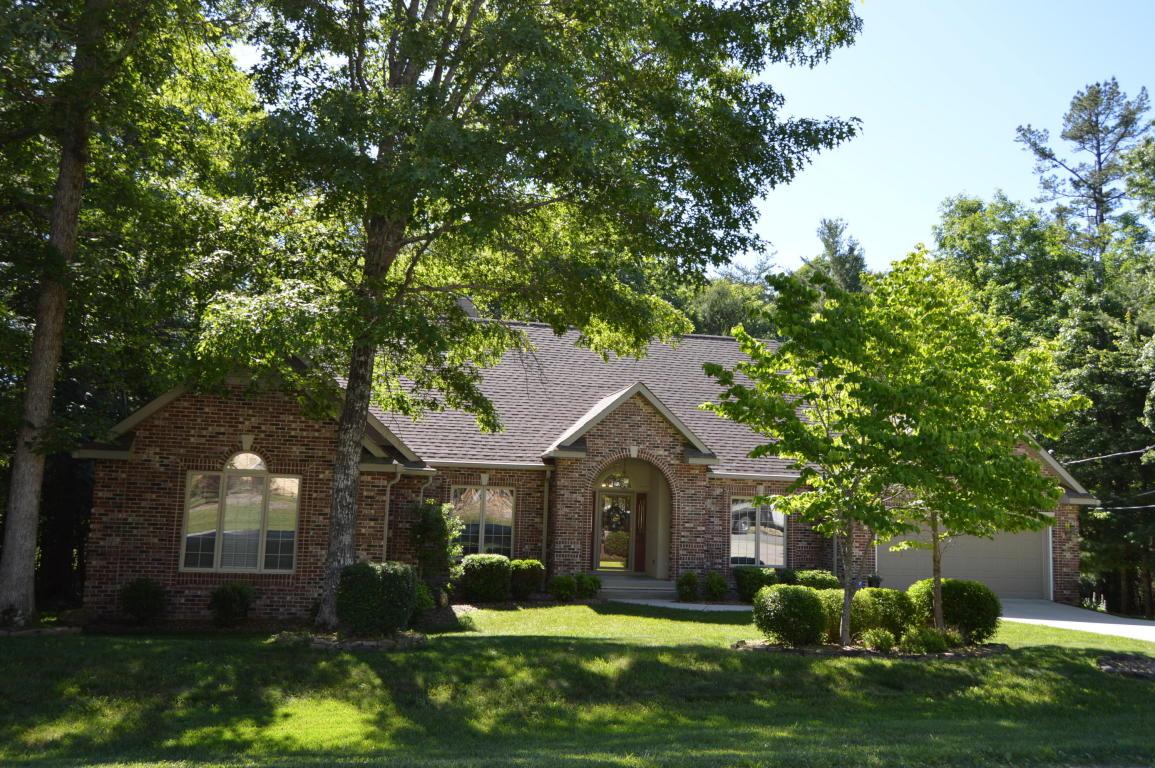113 Edgemere Drive - Photo 1