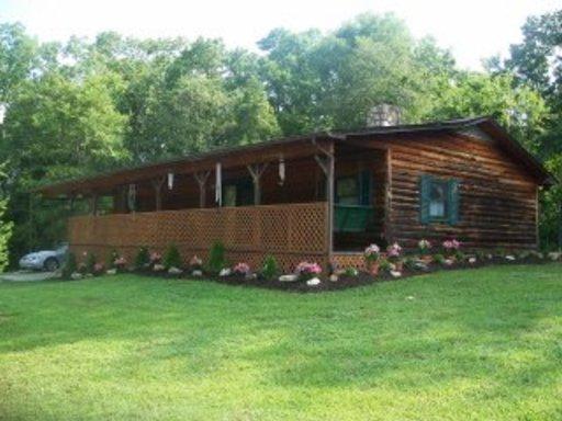 1544 Deep Springs Rd - Photo 1