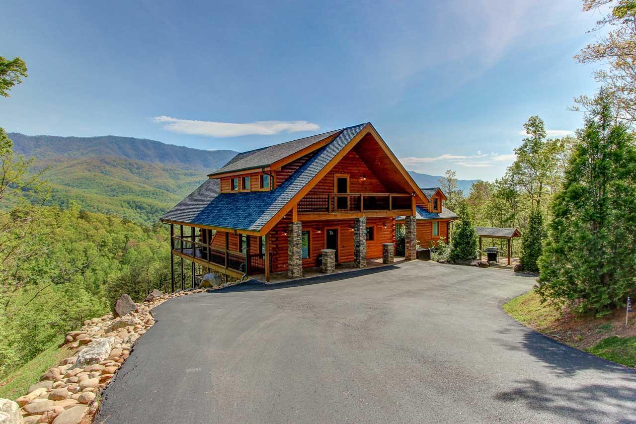 1010 Mathis Hollow Rd - Photo 1