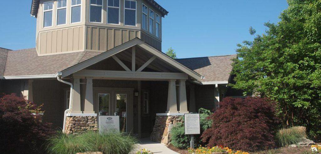 1106 Tree Top Way - Photo 1