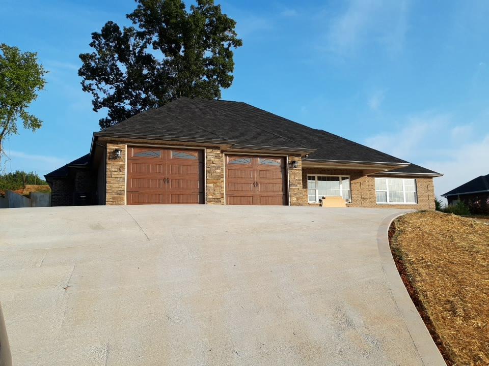 1143 Houston Springs Rd - Photo 1