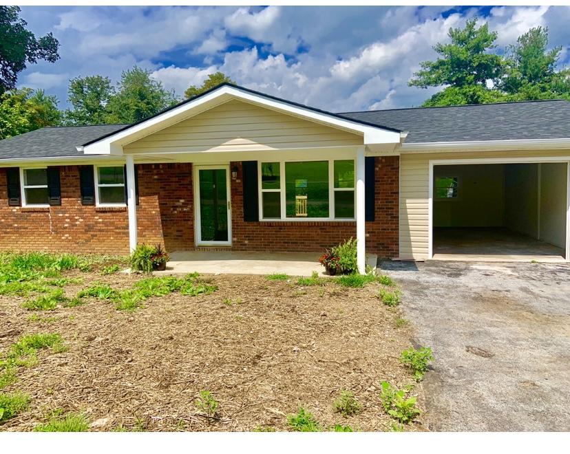 1724 Boone Circle - Photo 1