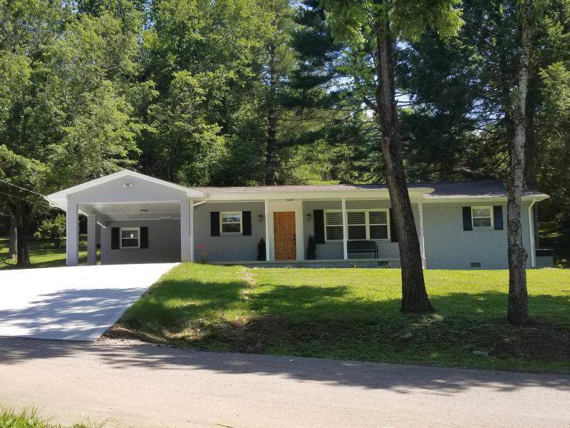102 Davis Drive - Photo 1