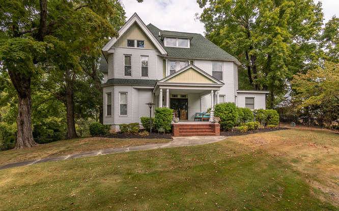 148 Clifton Heights Rd - Photo 1