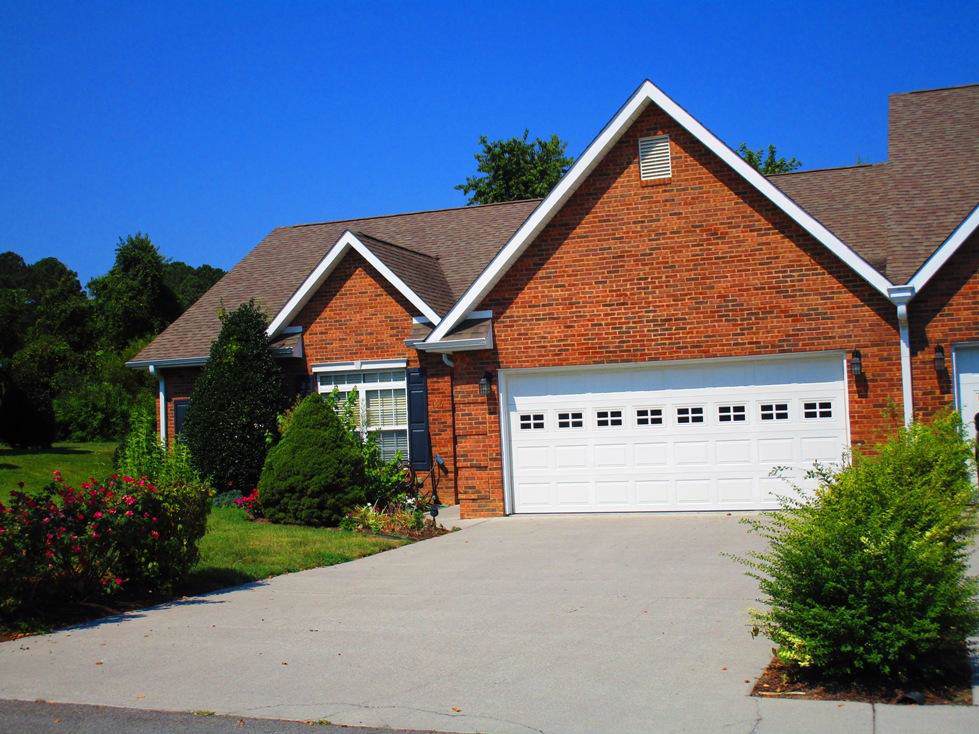 156 River Garden Court - Photo 1