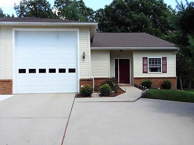 81 White Oak Circle - Photo 1
